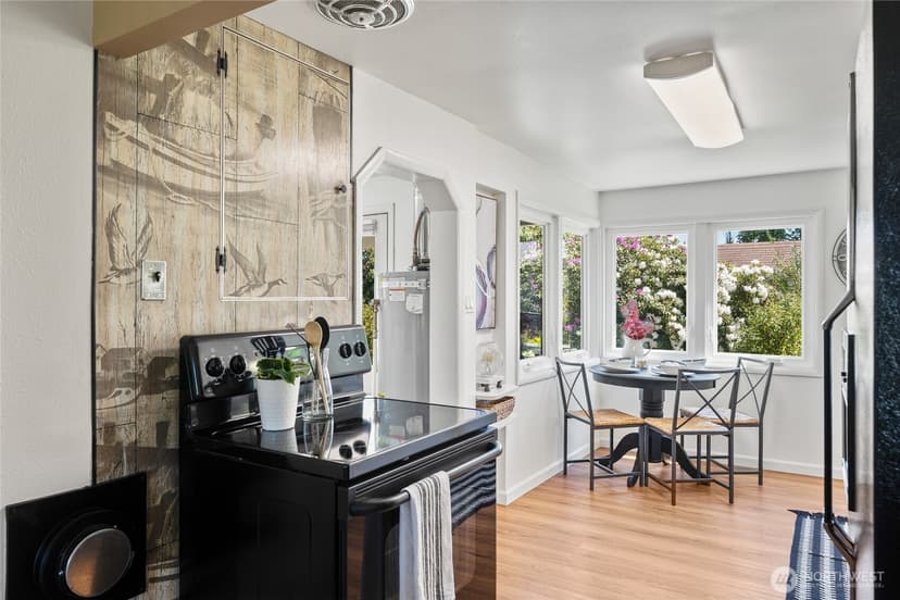Property photo for 12022 2nd Avenue SW, Seattle photo 34