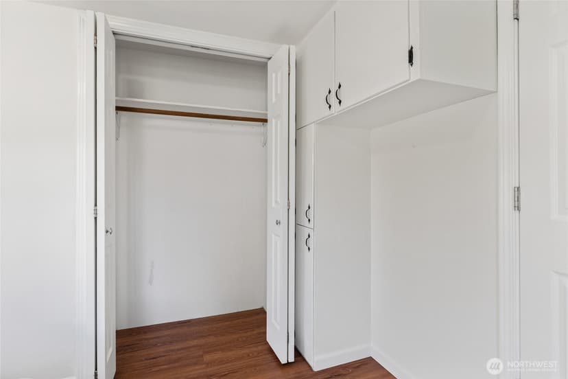Property photo for 12022 2nd Avenue SW, Seattle photo 22