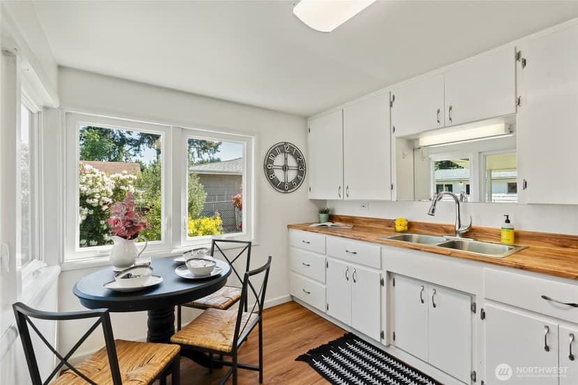 Property photo for 12022 2nd Avenue SW, Seattle photo 30