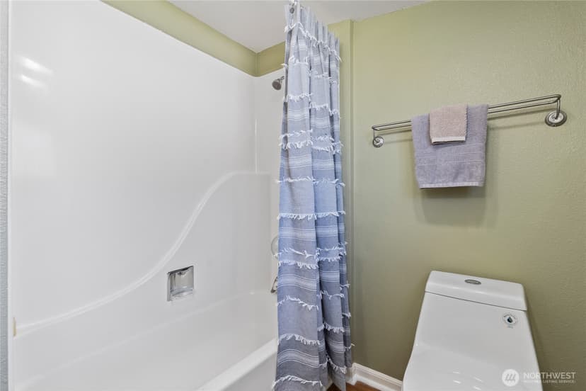 Property photo for 12022 2nd Avenue SW, Seattle photo 23