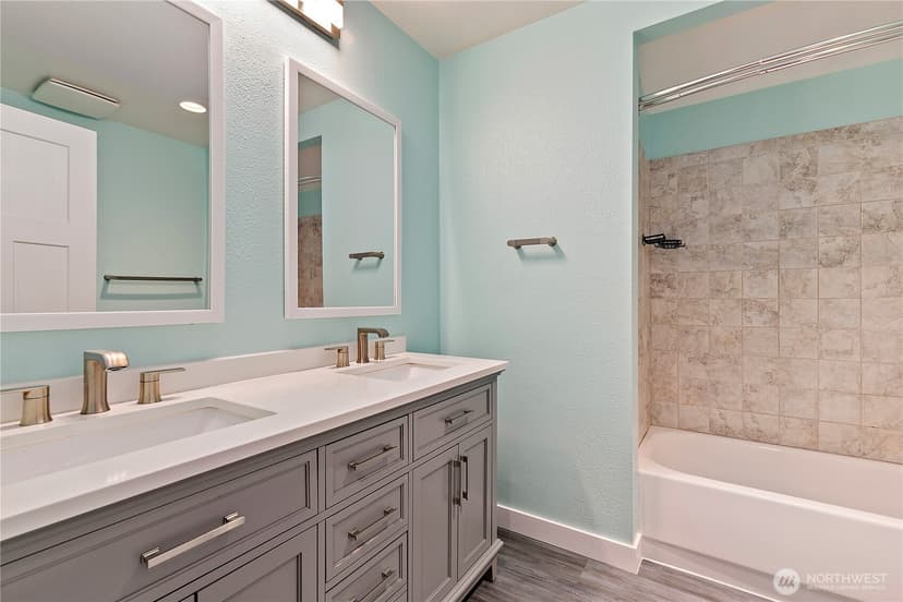 Property photo for 3601 70th Avenue W, University Place photo 17