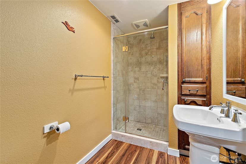 Property photo for 3601 70th Avenue W, University Place photo 25