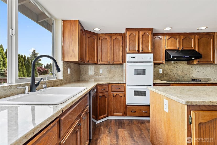 Property photo for 3601 70th Avenue W, University Place photo 6