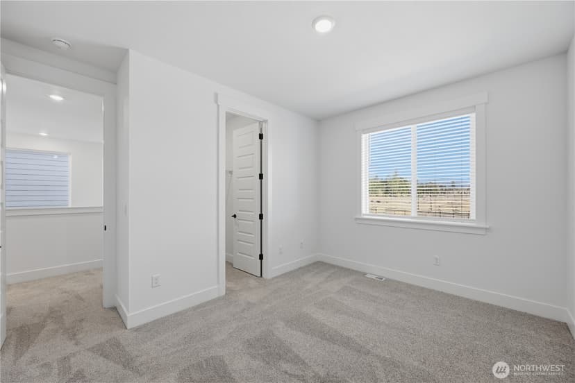 Property photo for 32143 Myrtle Avenue SE, Black Diamond photo 12