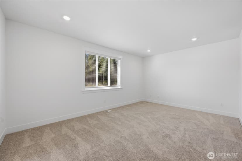Property photo for 32143 Myrtle Avenue SE, Black Diamond photo 7
