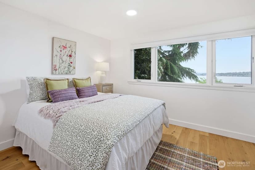 Property photo for 2514 Shoreland Drive S, Seattle photo 28