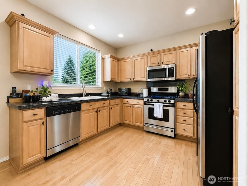 Property photo for 17749 110th Place SE, Renton photo 6