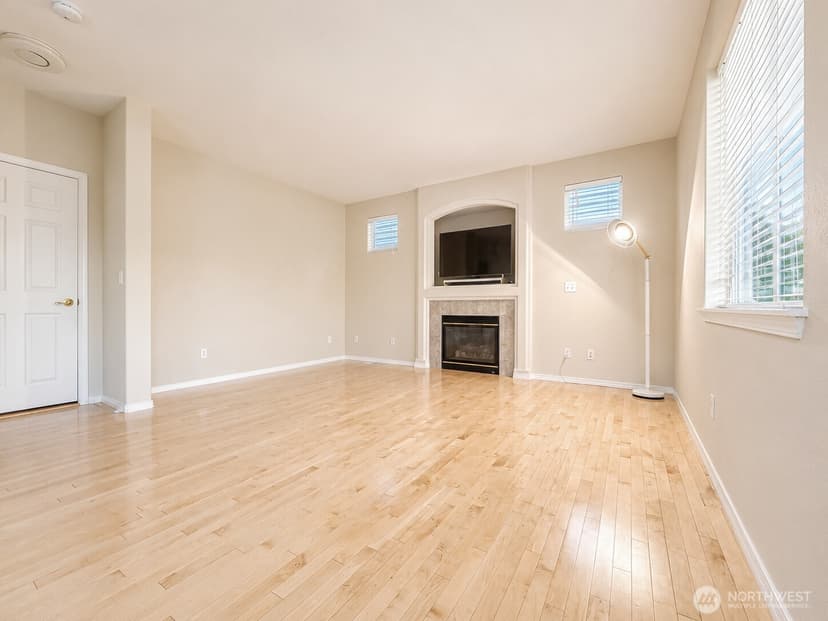 Property photo for 17749 110th Place SE, Renton photo 9