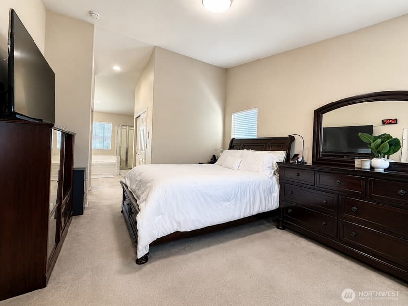 Property photo for 17749 110th Place SE, Renton photo 14