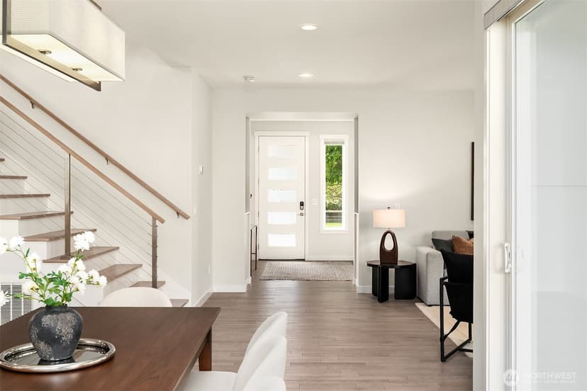 Property photo for 12516 Phinney Avenue N, Seattle photo 14