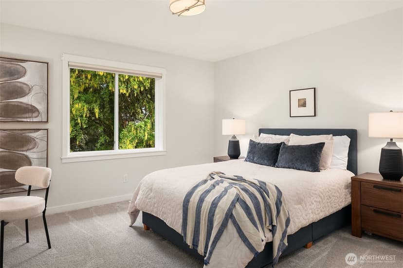 Property photo for 12516 Phinney Avenue N, Seattle photo 23