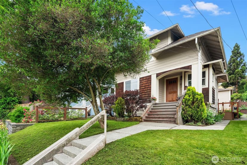Property photo for 1513 27th Avenue, Seattle photo 3