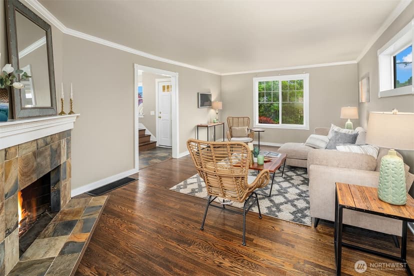 Property photo for 1513 27th Avenue, Seattle photo 8