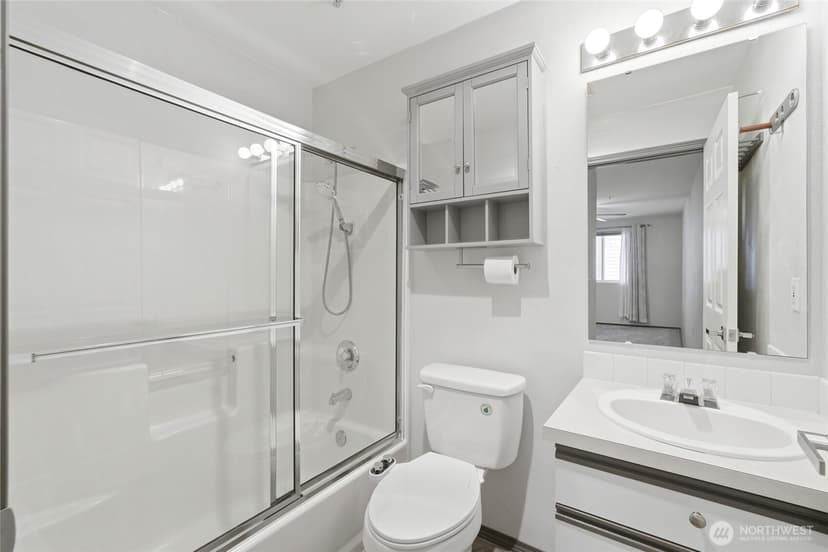Property photo for 1318 37th Street #1304, Everett photo 16