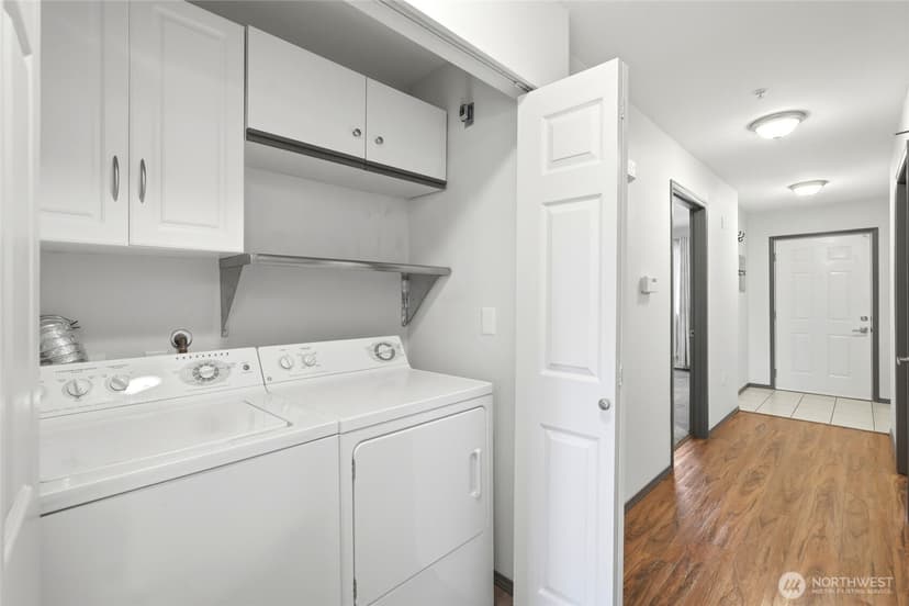 Property photo for 1318 37th Street #1304, Everett photo 18