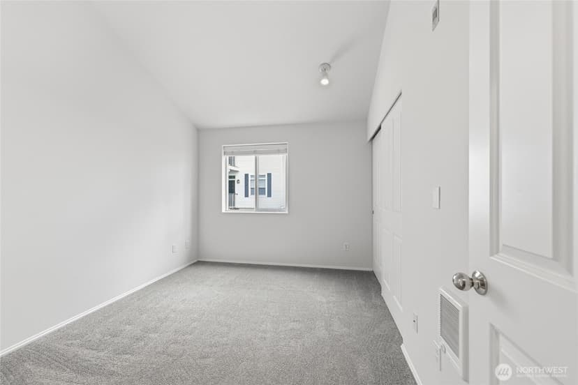 Property photo for 3980 129th Place SE #B203, Bellevue photo 14