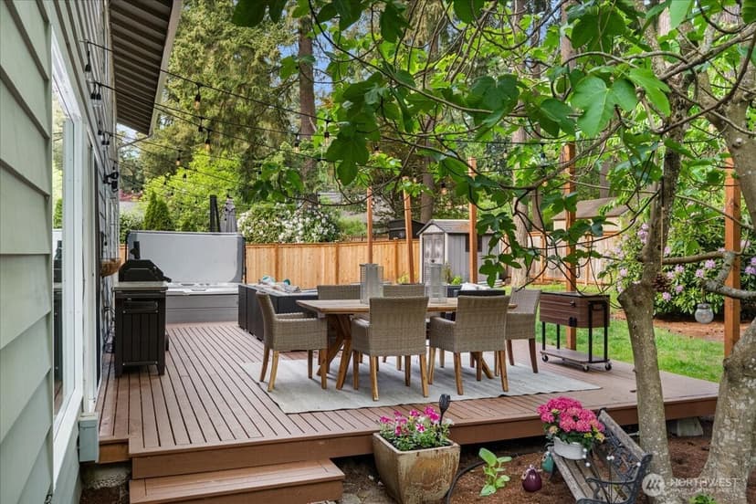 Property photo for 14072 117th Avenue NE, Kirkland photo 17