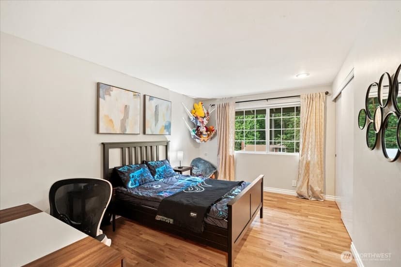 Property photo for 14072 117th Avenue NE, Kirkland photo 30