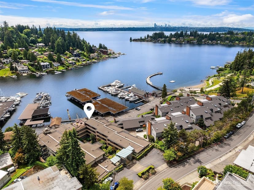 Property photo for 9951 Lake Washington Blvd NE #23, Bellevue photo 2