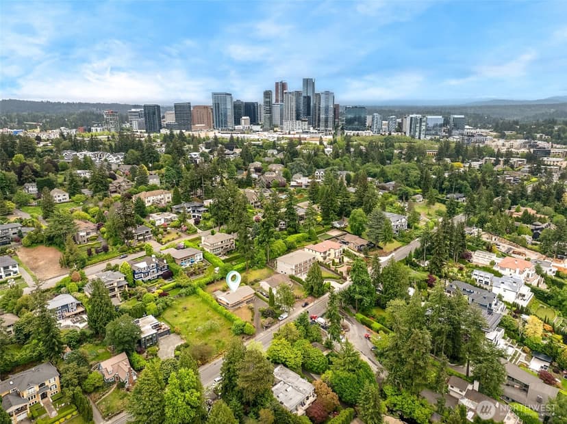 Property photo for 9510 Lake Washington Boulevard NE, Bellevue photo 16