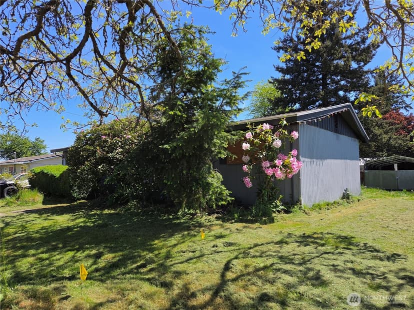 Property photo for 11823 SE 274th Street, Kent photo 2