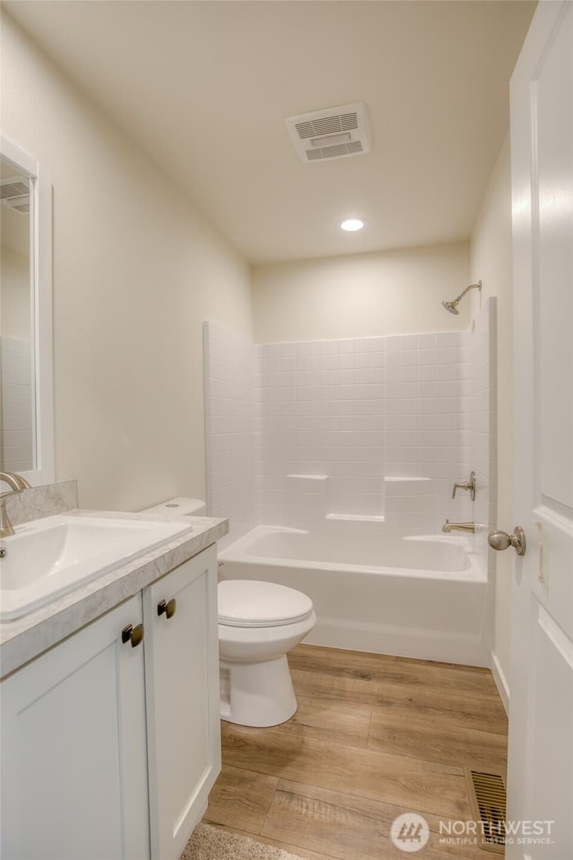Property photo for 1414 Storm King Avenue SW, Ocean Shores photo 17
