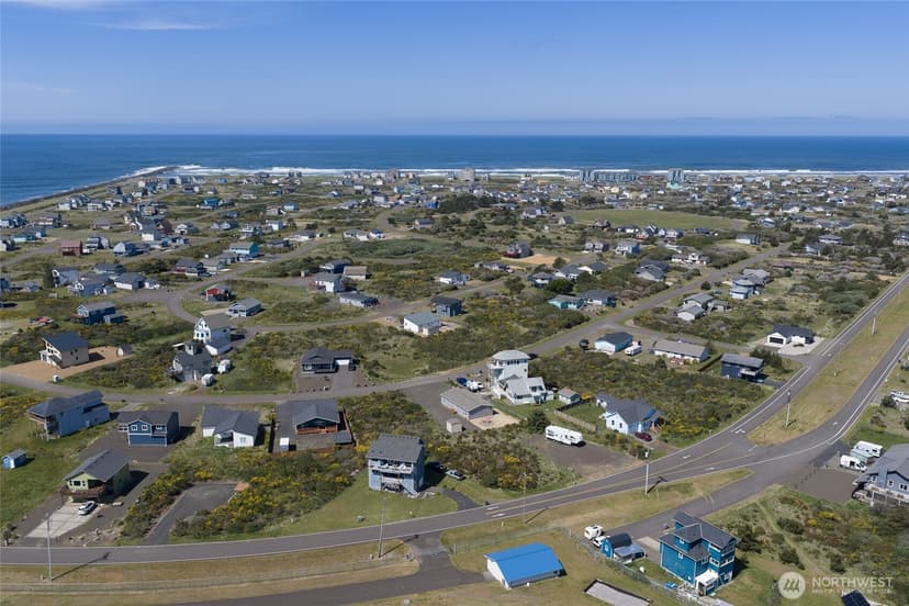 Property photo for 1414 Storm King Avenue SW, Ocean Shores photo 40