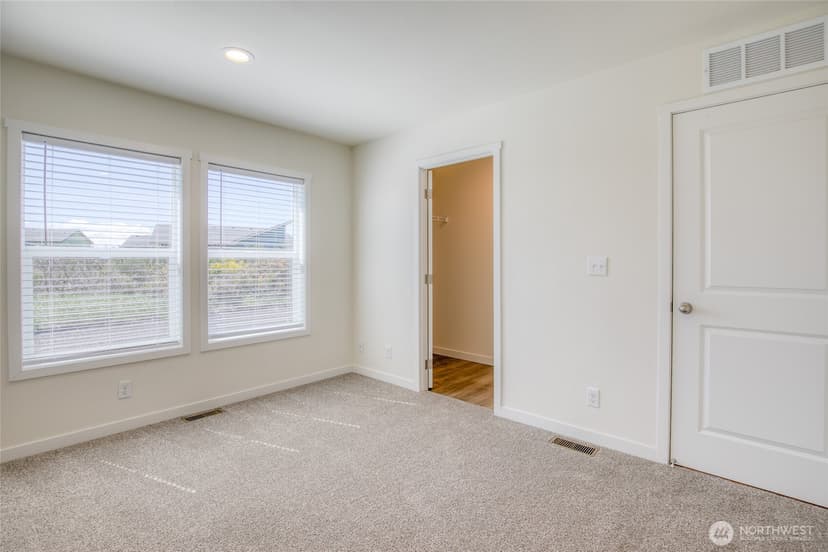 Property photo for 1414 Storm King Avenue SW, Ocean Shores photo 20