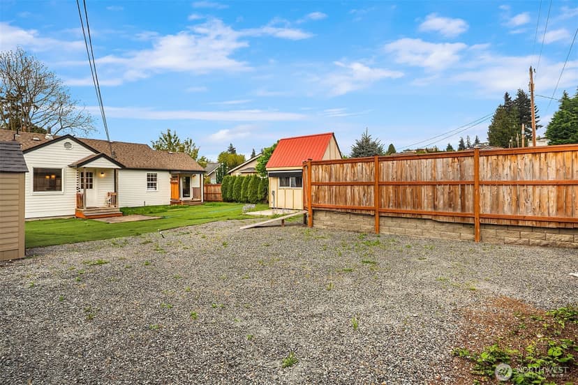 Property photo for 618 Alder Street, Edmonds photo 22