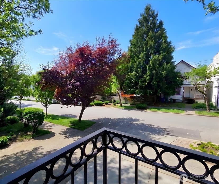 Property photo for 424 21st Avenue, Seattle photo 15