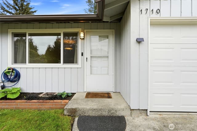 Property photo for 1710 7th Avenue SE, Puyallup photo 3