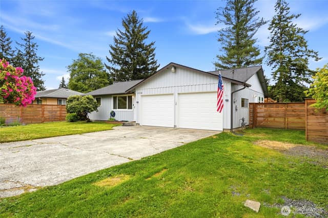 Property photo for 1710 7th Avenue SE, Puyallup