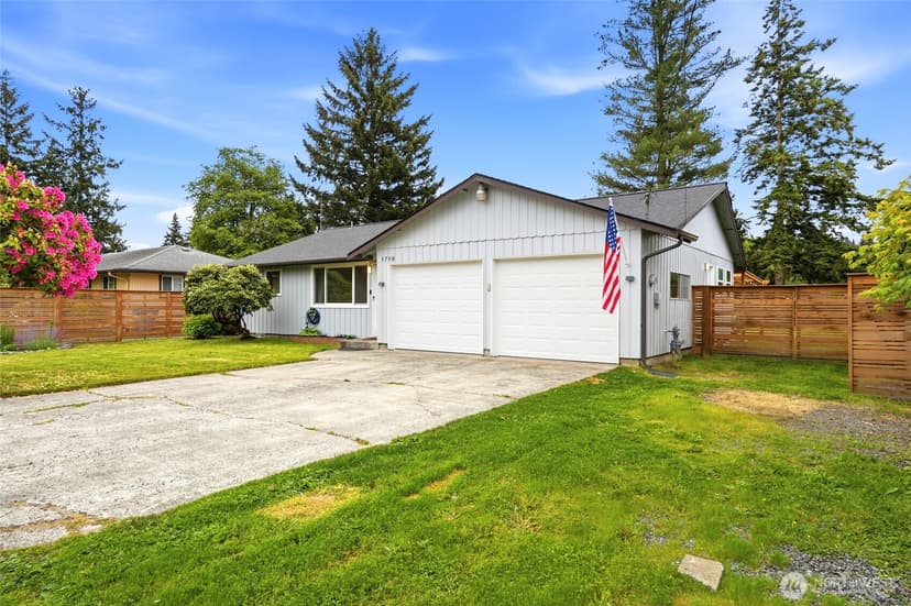 Property photo for 1710 7th Avenue SE, Puyallup