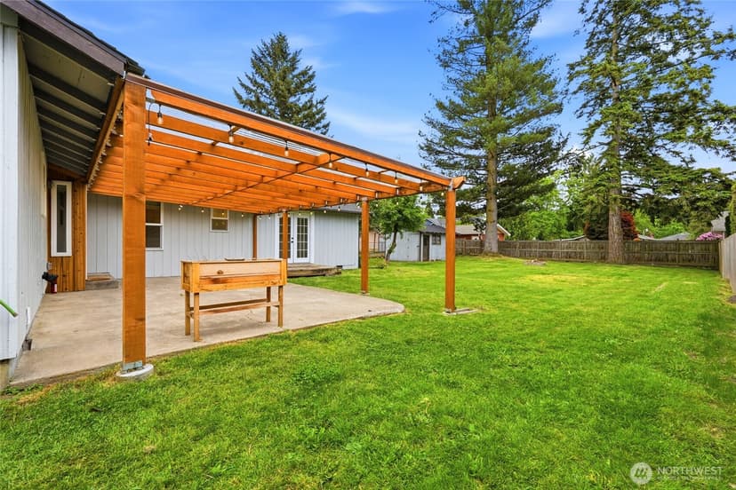 Property photo for 1710 7th Avenue SE, Puyallup photo 23