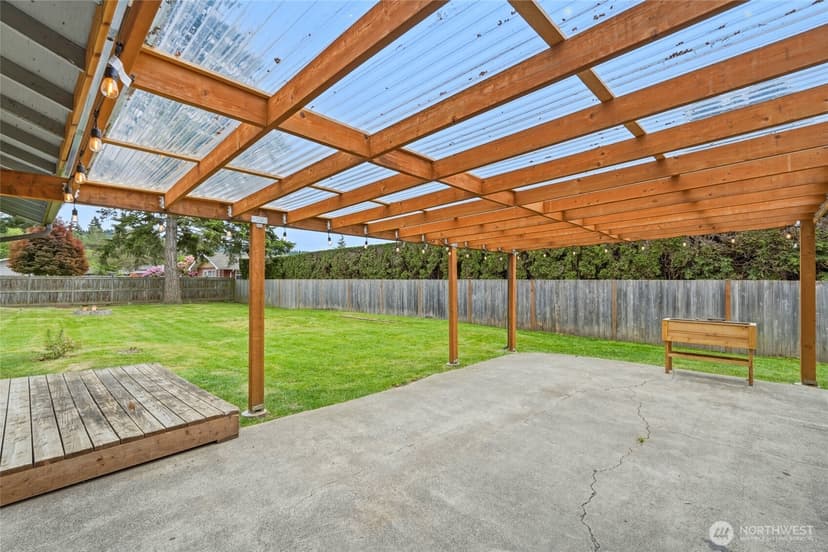 Property photo for 1710 7th Avenue SE, Puyallup photo 22