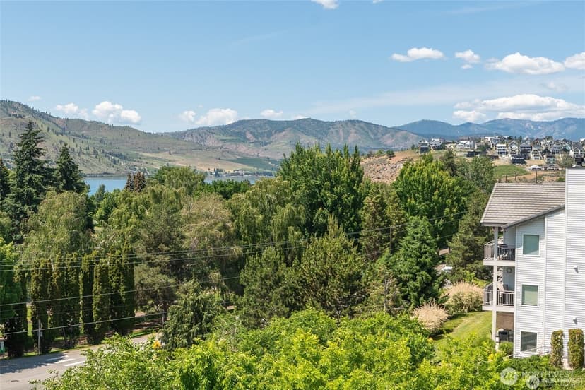 Property photo for 808 W Manson Highway #B303, Chelan photo 12