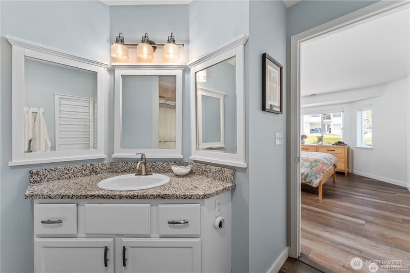 Property photo for 808 W Manson Highway #B303, Chelan photo 17