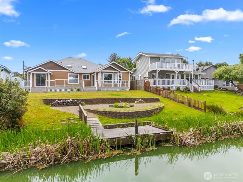 Property photo for 316 Cockle Street SW, Ocean Shores photo 28