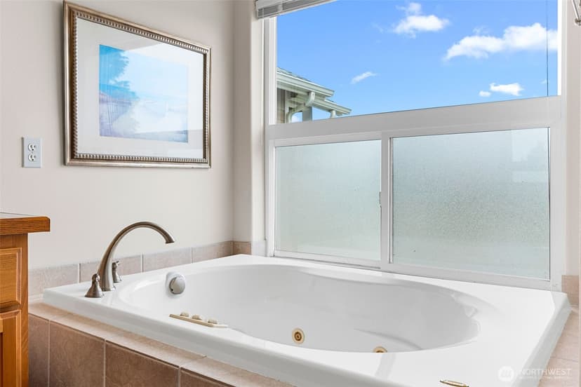 Property photo for 316 Cockle Street SW, Ocean Shores photo 16