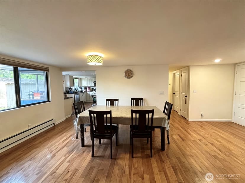 Property photo for 1836 NE 16th Street, Renton photo 6