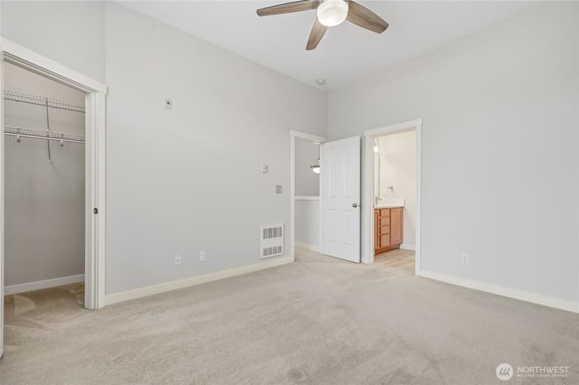Property photo for 1855 Trossachs Boulevard SE #2006, Sammamish photo 17