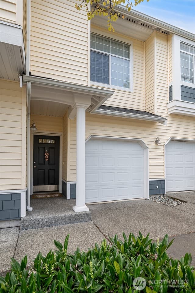 Property photo for 1855 Trossachs Boulevard SE #2006, Sammamish photo 3