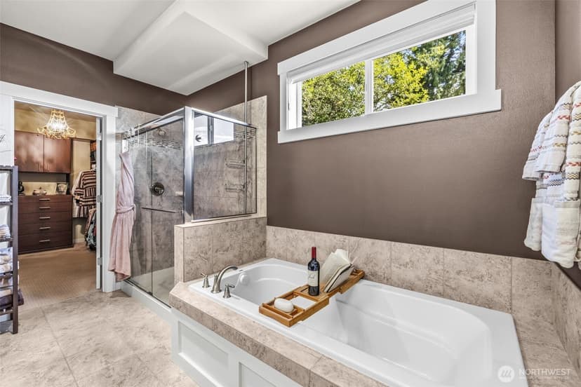 Property photo for 4802 Hunttings Lane, Mukilteo photo 18