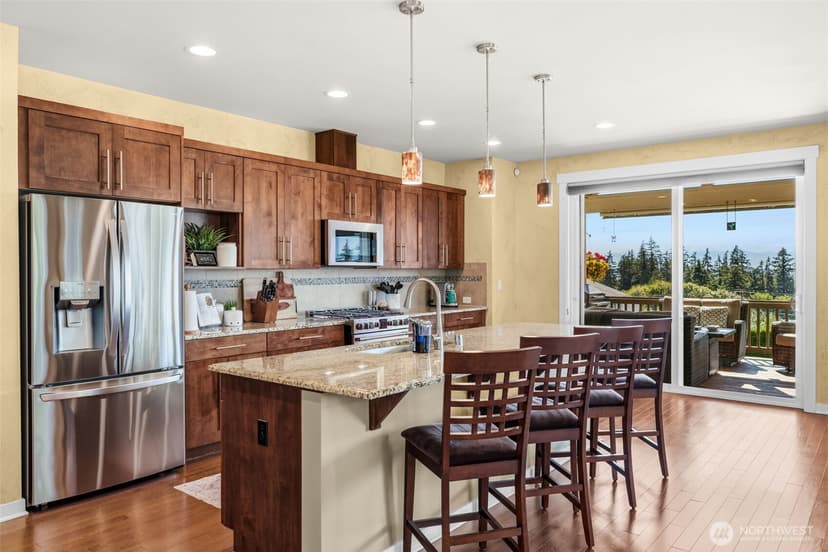 Property photo for 4802 Hunttings Lane, Mukilteo photo 10