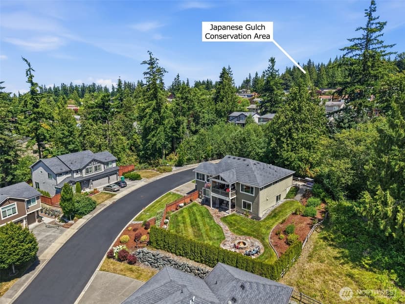 Property photo for 4802 Hunttings Lane, Mukilteo photo 37