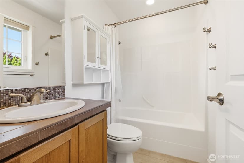 Property photo for 1737 Mt Baker Avenue NE, Renton photo 27