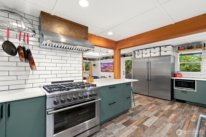 Property photo for 1022 NE 188th Street, Shoreline photo 8