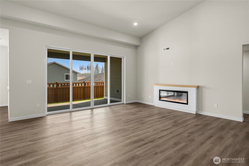 Property photo for 13905 207th Avenue Ct E, Bonney Lake photo 12