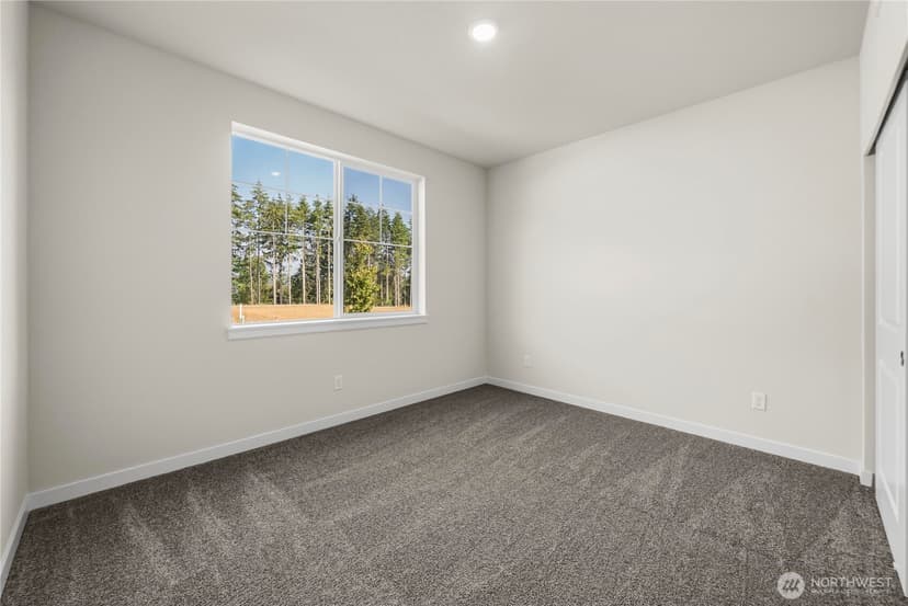 Property photo for 13905 207th Avenue Ct E, Bonney Lake photo 8