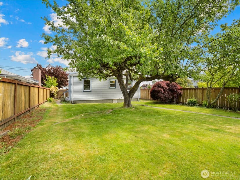 Property photo for 2402 N Stevens Street, Tacoma photo 23